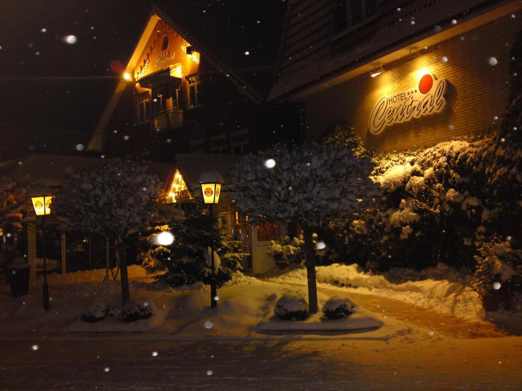 Hotel Central Zeven Kültér fotó