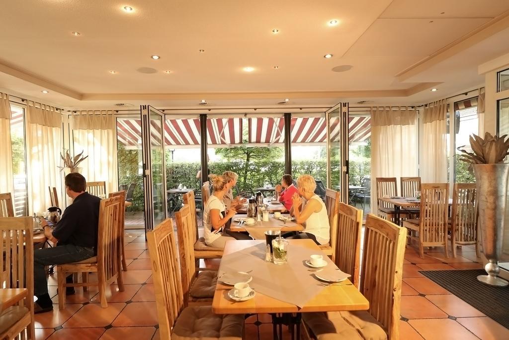 Hotel Central Zeven Kültér fotó